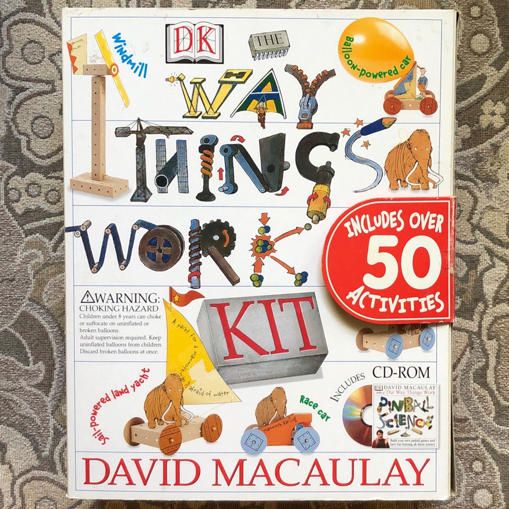 DK The Way Things Work Kit: 32 Page Book, 20 Instruction Cards, 100+ Components